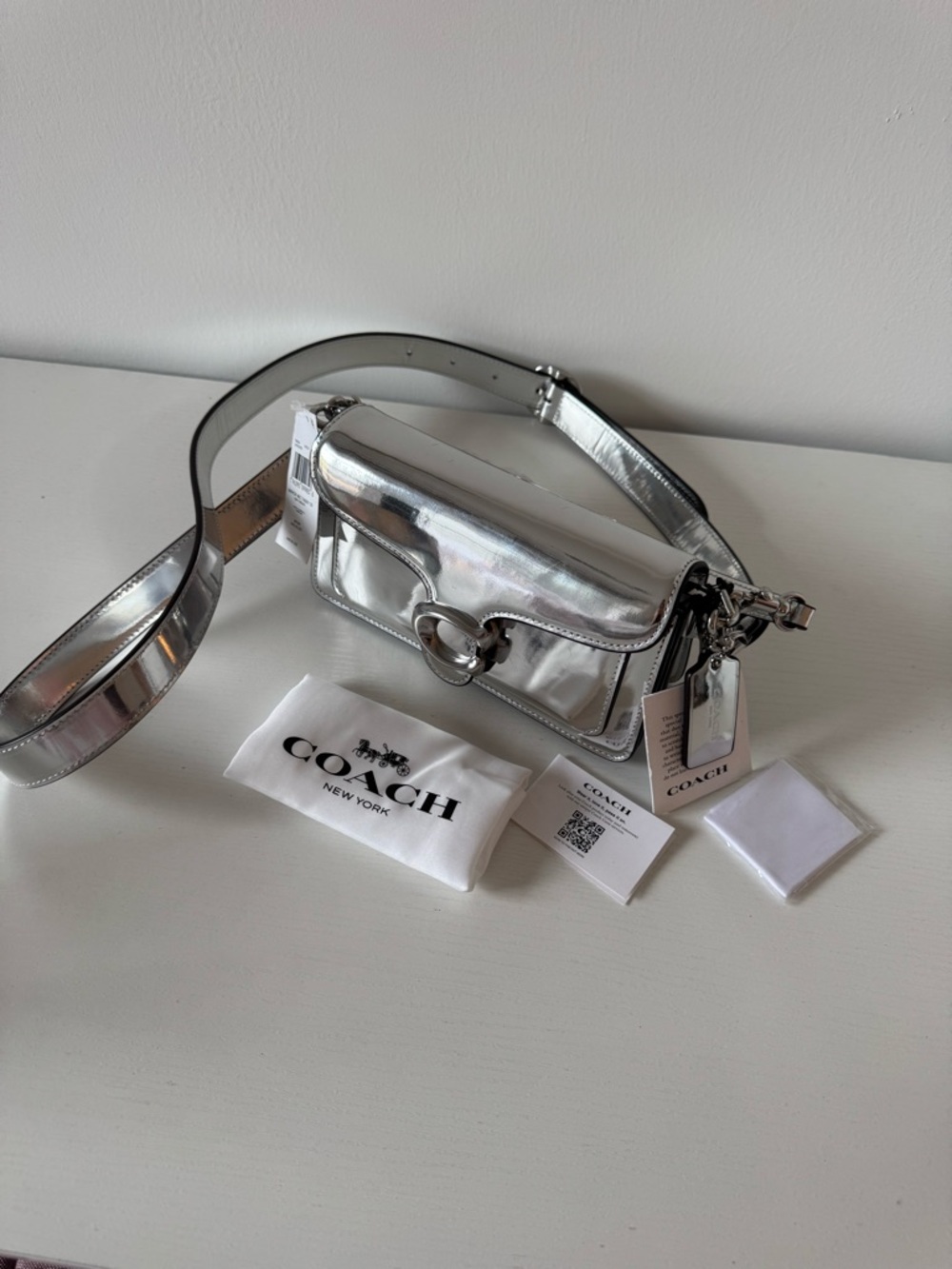COACH Mirror Met Tabby 20 Silver Metallic Leather Bag